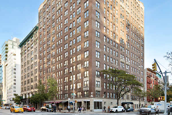 301 E 21st Street property
